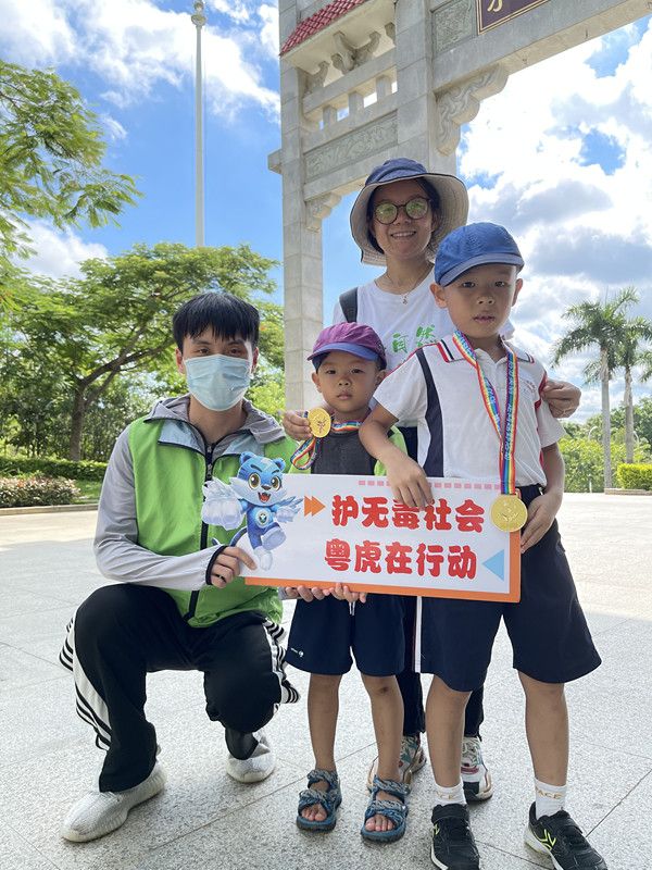 三鄉(xiāng)鎮(zhèn)開(kāi)展“禁毒不停歇，人生不‘毒’行”宣傳活動(dòng)照片4.jpg