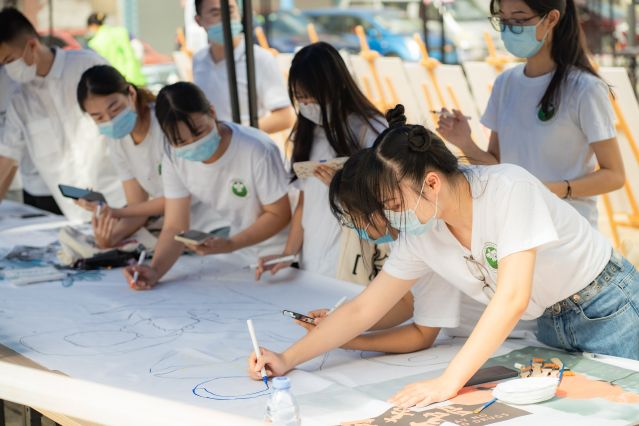 “繪繽紛色彩，守?zé)o毒家園”主題手繪活動.jpg