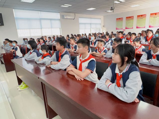 三鄉(xiāng)鎮(zhèn)開展“上好開學第一課，師生共筑‘防毒墻’”活動圖片1.JPG